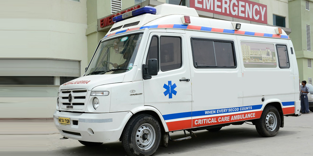 How can seniors find the best non-emergency ambulance services ?